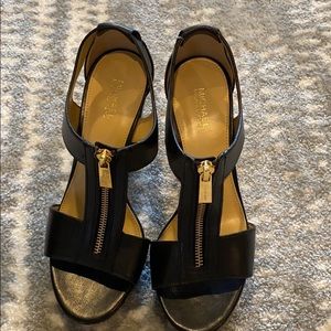 Michael kors heels with zipper